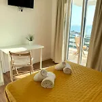Bed & Breakfast Pura Vida 3*