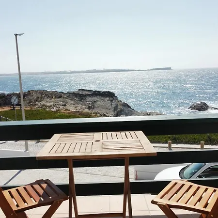 Pura Vida Baleal 费雷尔