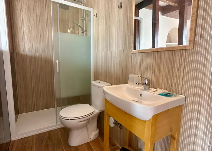 Pura Vida לינה וארוחת בוקר בליאל